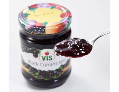 moldova-market-jam03.jpg