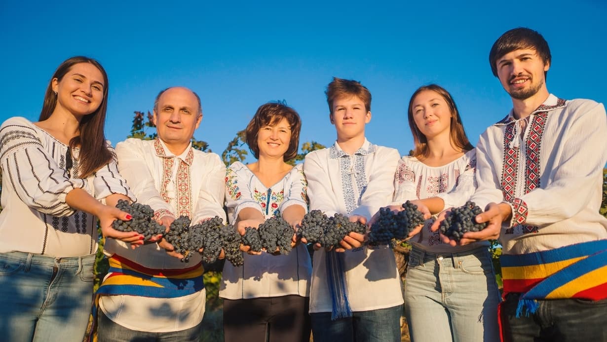familia-davidescu.jpg